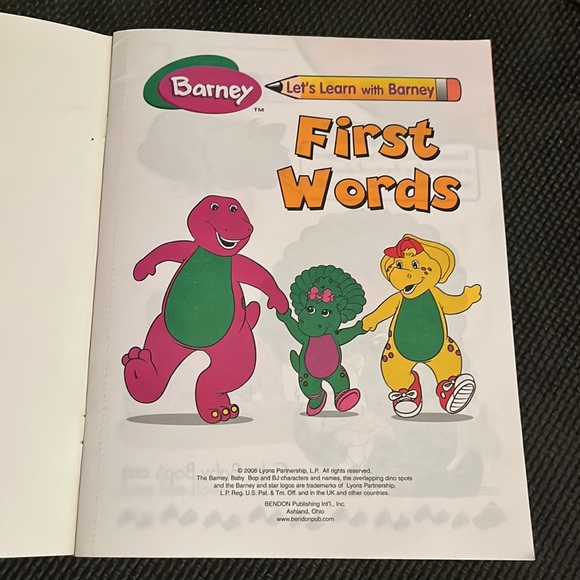 Barney Activity Books - Picture 4 of 6